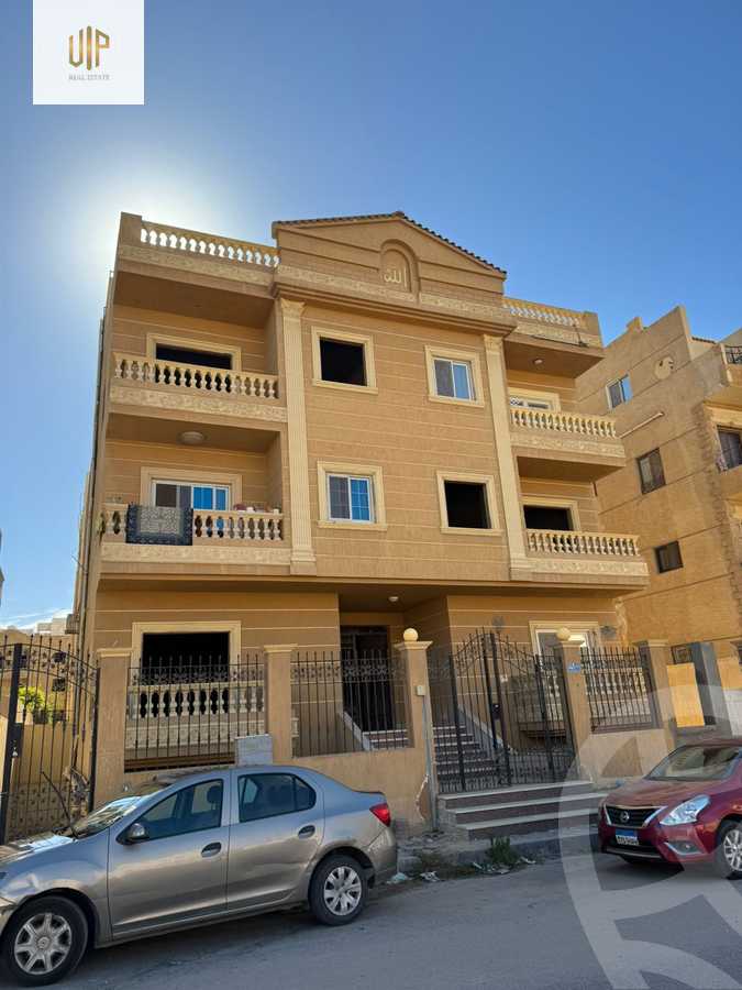 https://aqarmap.com.eg/en/listing/5810386-for-sale-cairo-new-cairo-compounds-kmbwnd-ldf-lwtny