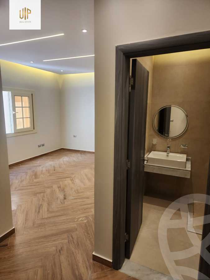 https://aqarmap.com.eg/ar/listing/5814348-for-sale-cairo-new-cairo-el-lotus-lotus-north-lmntq-lthny-llwts-lshmly