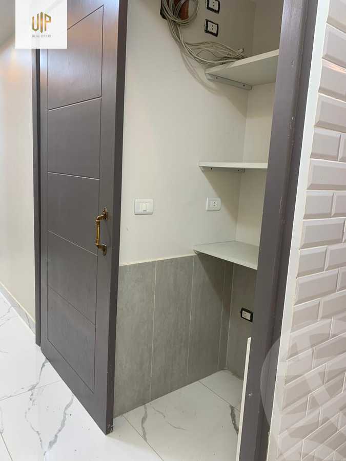 https://aqarmap.com.eg/en/listing/5814565-for-rent-cairo-new-cairo-compounds-the-square