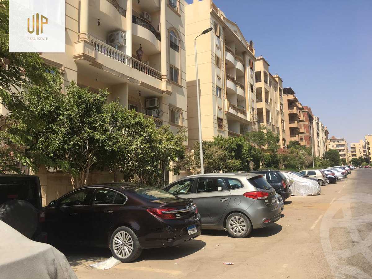 https://aqarmap.com.eg/ar/listing/5818345-for-sale-cairo-new-cairo-el-narges-el-narges-omarat-street-79