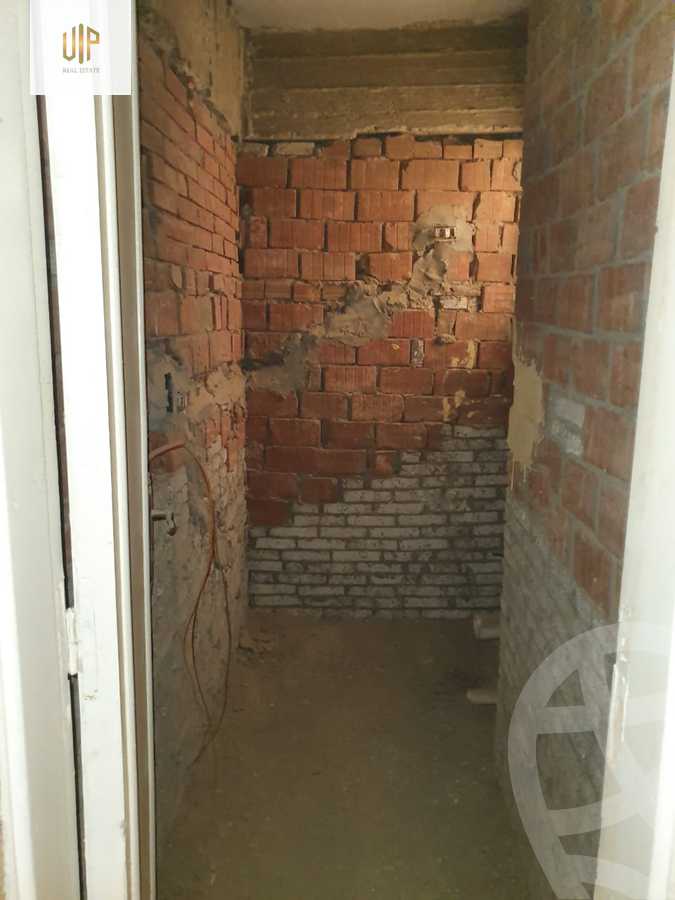 https://aqarmap.com.eg/en/listing/5854567-for-sale-cairo-new-cairo-compounds-la-rose
