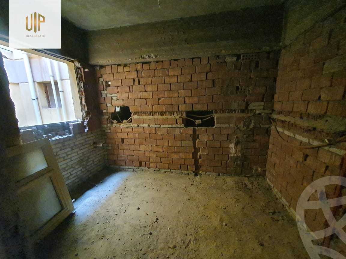 https://aqarmap.com.eg/en/listing/5854567-for-sale-cairo-new-cairo-compounds-la-rose