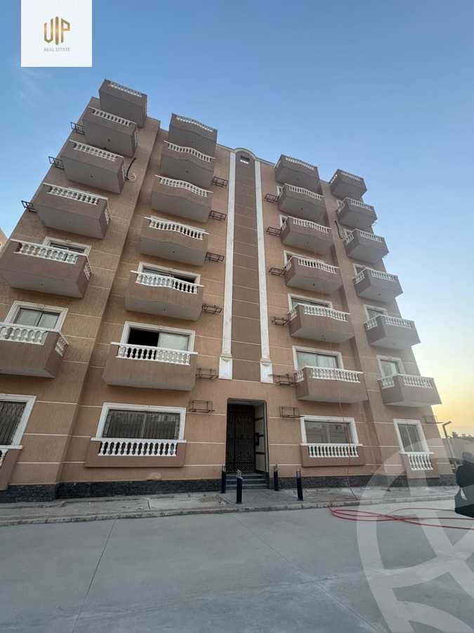 https://aqarmap.com.eg/ar/listing/5856523-for-sale-cairo-new-cairo-compounds-kmbwnd-lnyb-l-m