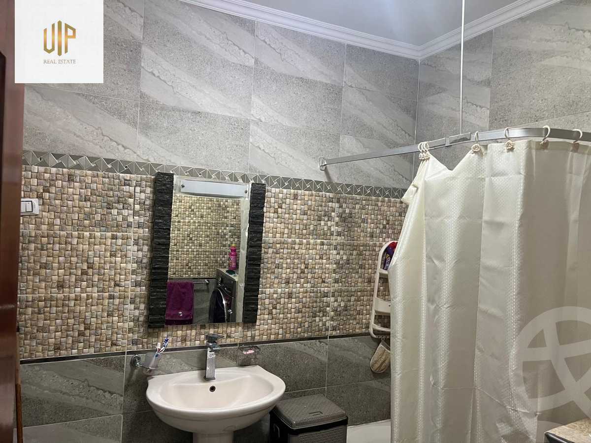 https://aqarmap.com.eg/ar/listing/5881935-for-sale-cairo-new-cairo-ganob-el-akadamiya-south-academy-h-el-shaheed-sayed-zakarya-khalil-st