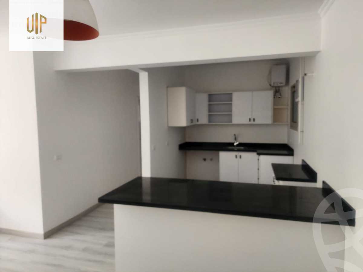 https://aqarmap.com.eg/en/listing/6013060-for-sale-cairo-new-cairo-compounds-moon-valley