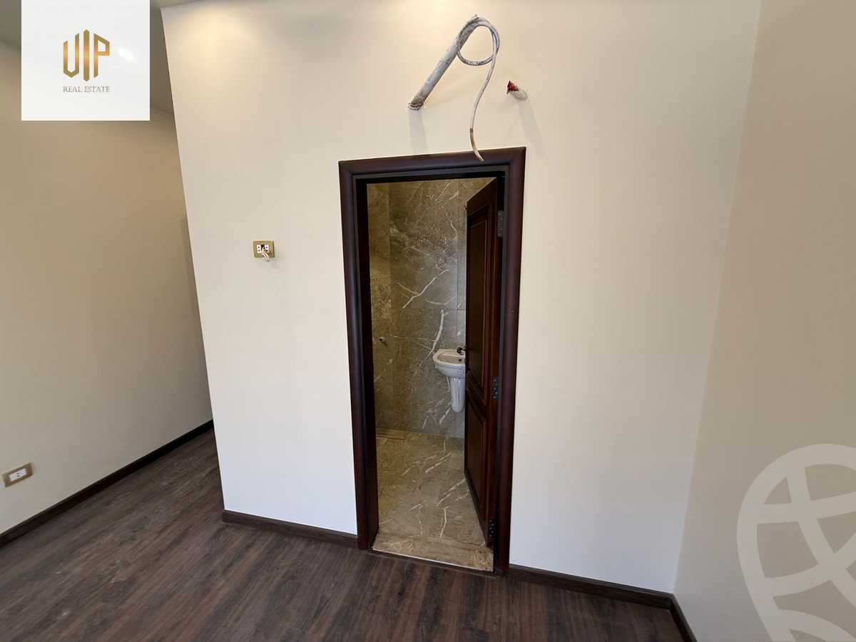 https://aqarmap.com.eg/en/listing/6013256-for-sale-cairo-new-cairo-compounds-el-patio-oro