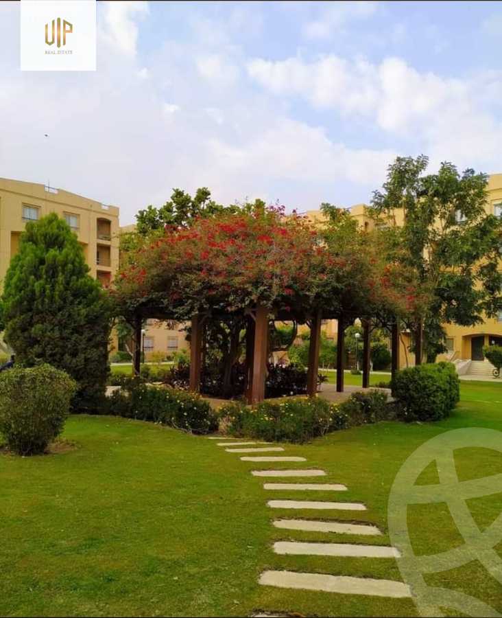 https://aqarmap.com.eg/en/listing/6014918-for-sale-cairo-new-cairo-lrhb-city-phase-1-ali-amin-st