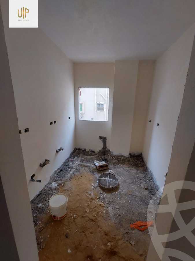 https://aqarmap.com.eg/en/listing/6015039-for-sale-cairo-new-cairo-ganob-el-akadamiya-south-academy-a-al-mekdad-ibn-omar-street