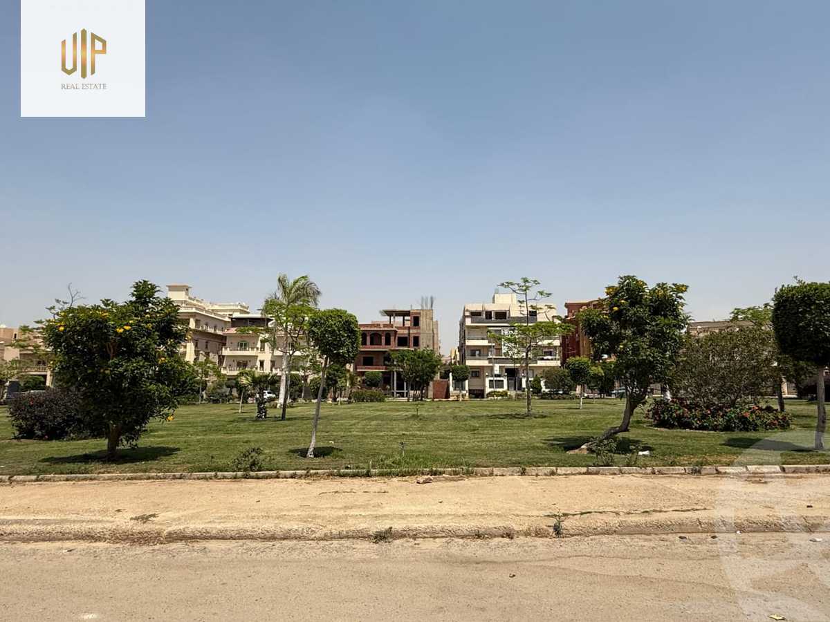 https://aqarmap.com.eg/en/listing/6015039-for-sale-cairo-new-cairo-ganob-el-akadamiya-south-academy-a-al-mekdad-ibn-omar-street