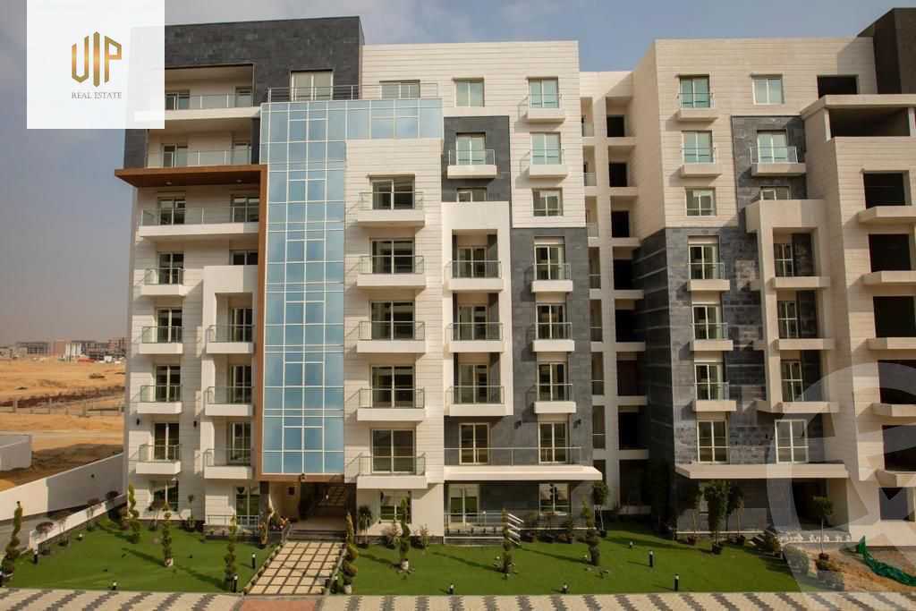 https://aqarmap.com.eg/en/listing/6015473-for-sale-cairo-new-administrative-capital-r7-oia
