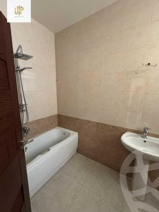 https://aqarmap.com.eg/en/listing/6098903-for-sale-cairo-new-cairo-ganob-el-akadamiya-south-academy-a-abdallah-ibn-tarek-st
