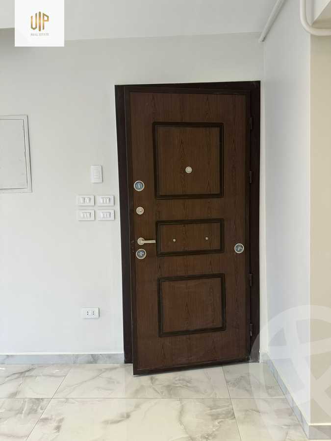 https://aqarmap.com.eg/en/listing/6138124-for-sale-cairo-new-cairo-compounds-stwn-ryzydns-by-ar-y-llttwyr