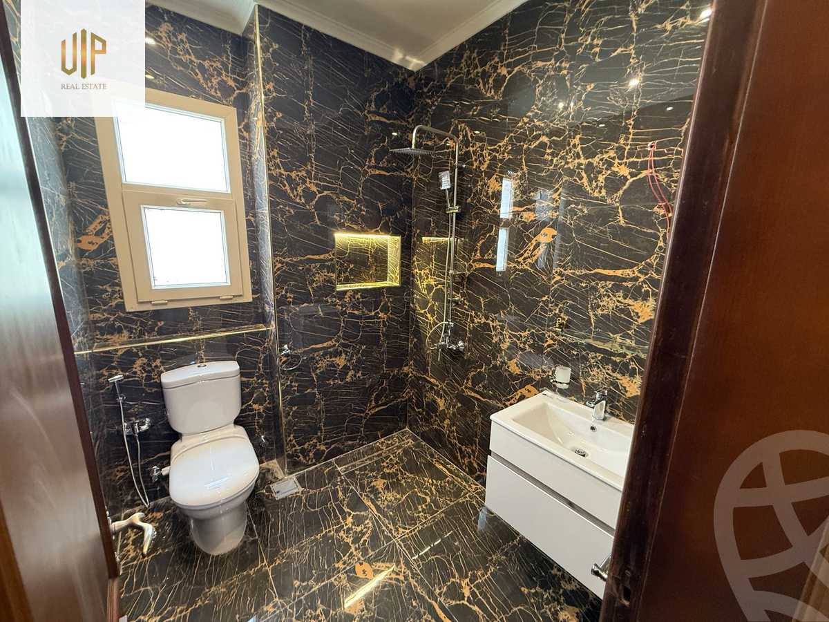 https://aqarmap.com.eg/en/listing/6152477-for-sale-cairo-new-cairo-compounds-el-patio-oro
