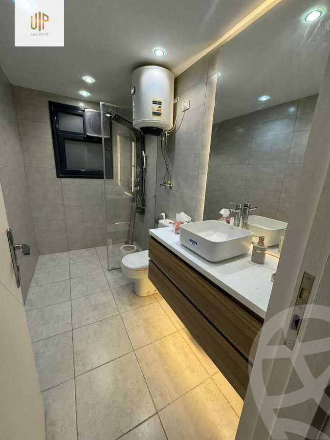 https://aqarmap.com.eg/ar/listing/6153887-for-sale-cairo-el-sheikh-zayed-city-compounds-el-yasmeen-compound