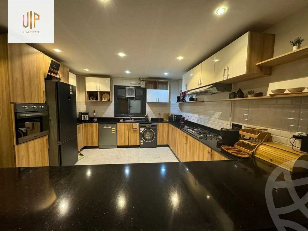 https://aqarmap.com.eg/ar/listing/6153887-for-sale-cairo-el-sheikh-zayed-city-compounds-el-yasmeen-compound