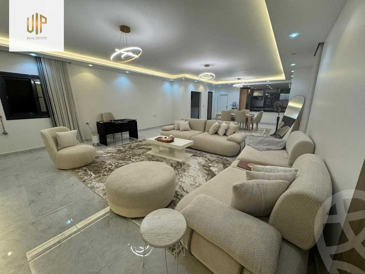 https://aqarmap.com.eg/ar/listing/6153887-for-sale-cairo-el-sheikh-zayed-city-compounds-el-yasmeen-compound