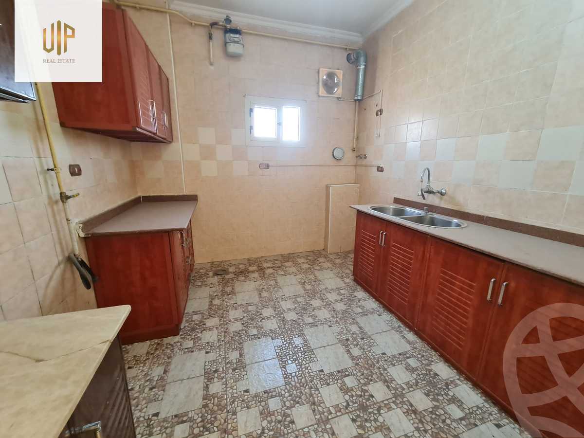 https://aqarmap.com.eg/ar/listing/6154455-for-rent-cairo-new-cairo-ganob-el-akadamiya-abd-el-malek-ibn-marwan-st