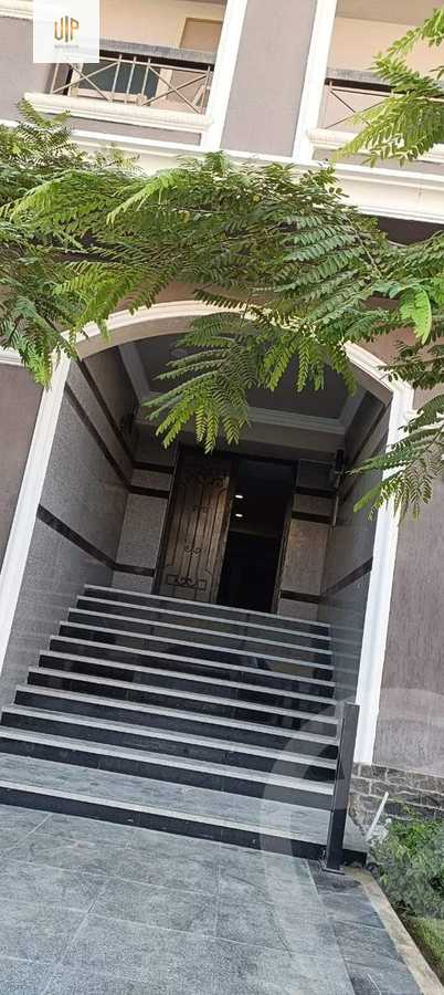 https://aqarmap.com.eg/en/listing/6163608-for-sale-cairo-new-cairo-sharq-el-akadamiya-al-tahrir-st