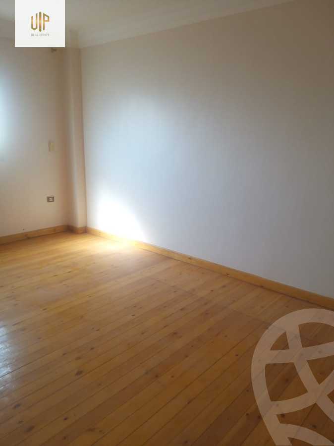https://aqarmap.com.eg/ar/listing/6173358-for-sale-cairo-new-cairo-el-ahyaa-fourth-neighborhood-street-1