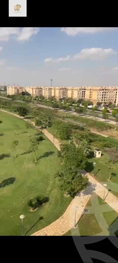 https://aqarmap.com.eg/en/listing/6179569-for-sale-cairo-new-cairo-madinaty-lmntq-lthlthh-fylt-group-23