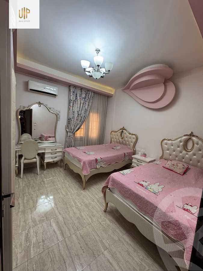 https://aqarmap.com.eg/en/listing/6196816-for-sale-cairo-new-cairo-ganob-el-akadamiya-south-academy-a-al-mekdad-ibn-omar-street