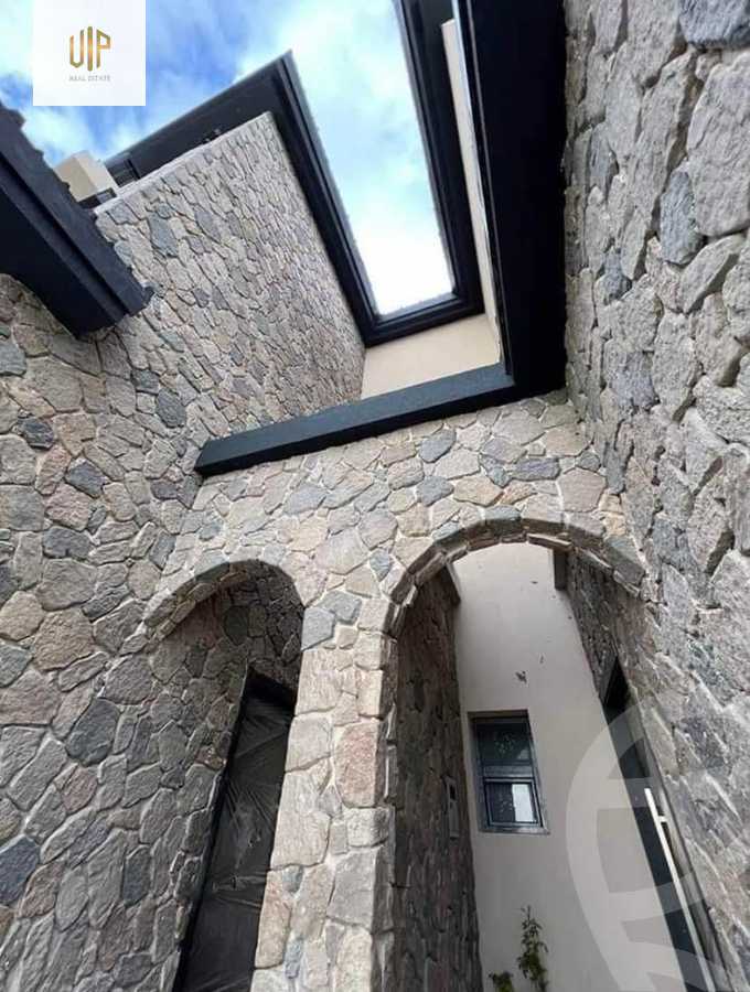 https://aqarmap.com.eg/en/listing/6222355-for-sale-cairo-new-cairo-compounds-dh-mrk