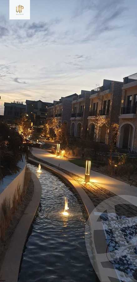 https://aqarmap.com.eg/en/listing/6222355-for-sale-cairo-new-cairo-compounds-dh-mrk