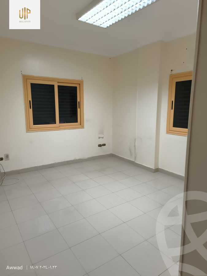 https://aqarmap.com.eg/en/listing/6229471-for-sale-cairo-new-cairo-ganob-el-akadamiya-south-academy-d-khaled-ibn-el-waleed-st
