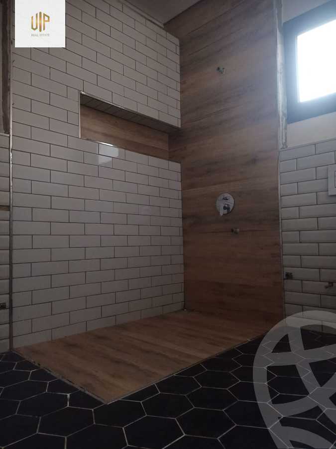 https://aqarmap.com.eg/ar/listing/6229487-for-sale-cairo-new-cairo-south-investors-mohammed-nagib-axis-st