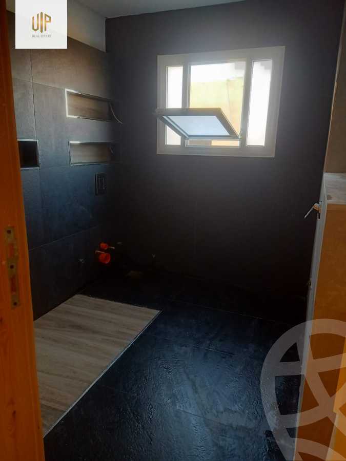 https://aqarmap.com.eg/ar/listing/6229487-for-sale-cairo-new-cairo-south-investors-mohammed-nagib-axis-st