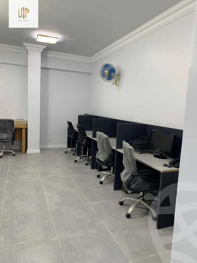 https://aqarmap.com.eg/ar/listing/6234361-for-rent-cairo-new-cairo-ganob-el-akadamiya-south-academy-b-taha-hussein-st