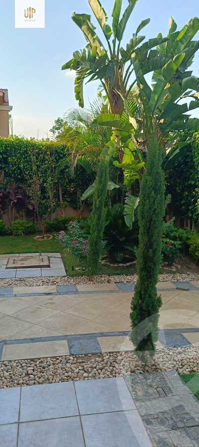 https://aqarmap.com.eg/en/listing/6235602-for-sale-cairo-new-cairo-compounds-mountain-view-hyde-park