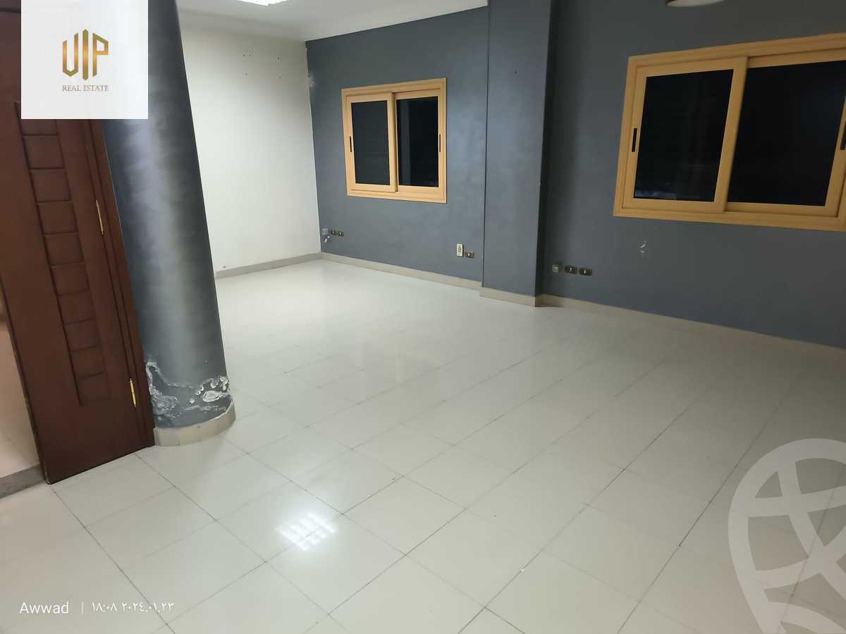 https://aqarmap.com.eg/en/listing/6237403-for-sale-cairo-new-cairo-ganob-el-akadamiya-south-academy-d-khaled-ibn-el-waleed-st