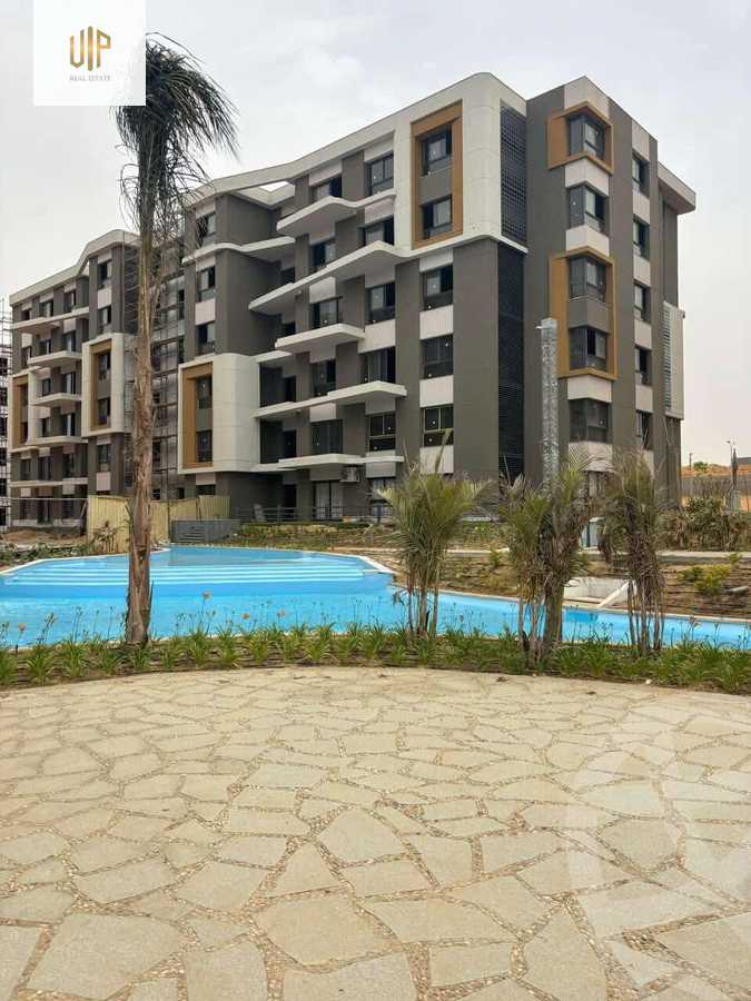https://aqarmap.com.eg/en/listing/6248450-for-sale-cairo-new-cairo-compounds-palmet-mall-palm-hills