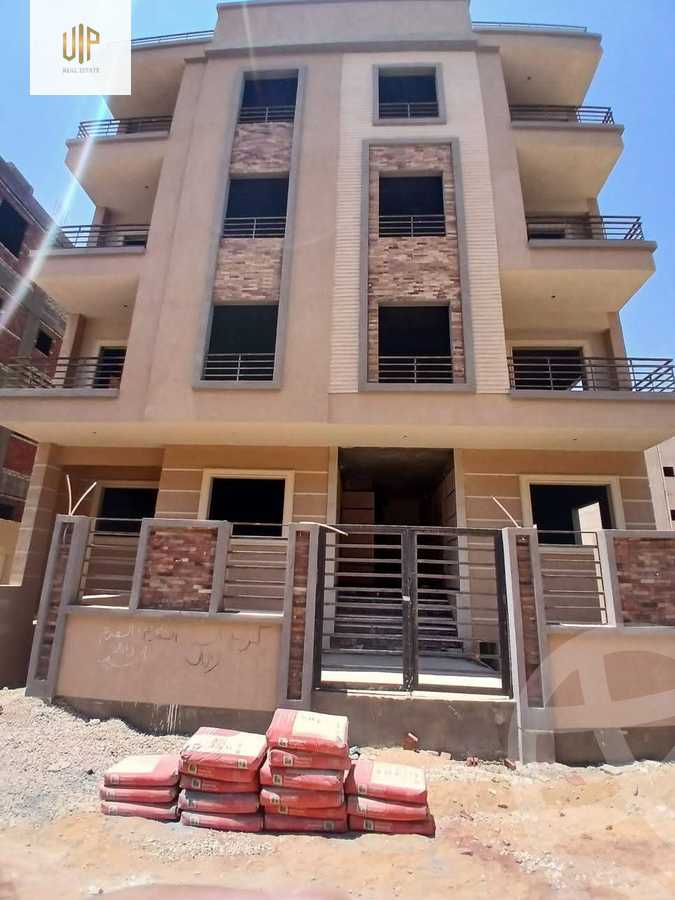 https://aqarmap.com.eg/en/listing/6253347-for-sale-cairo-new-cairo-bait-el-watan-south-suez-road-el-hay-el-takmely