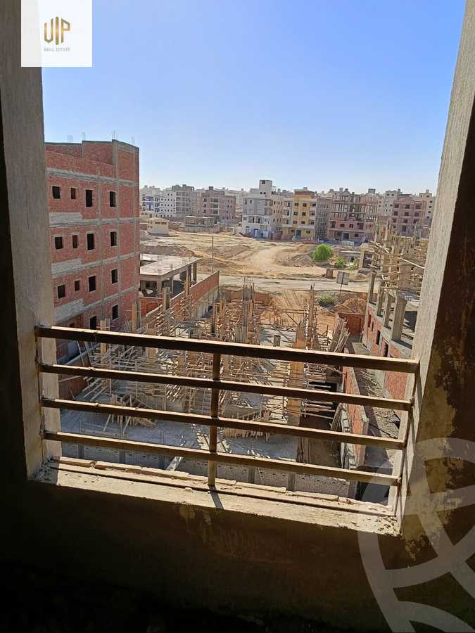 https://aqarmap.com.eg/en/listing/6253347-for-sale-cairo-new-cairo-bait-el-watan-south-suez-road-el-hay-el-takmely