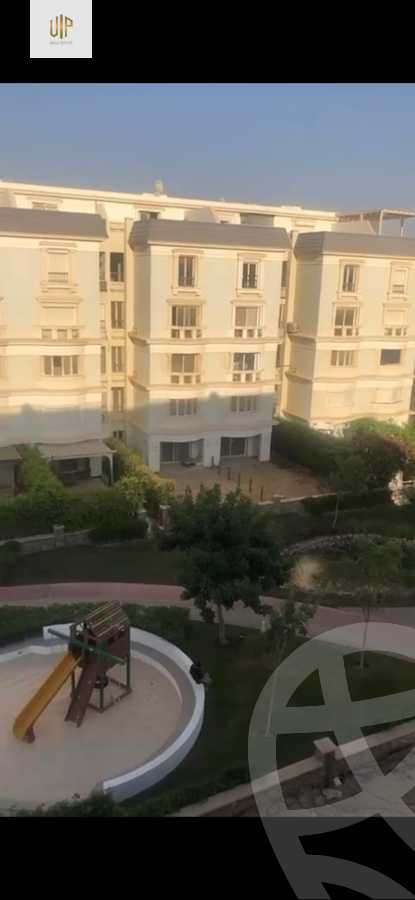 https://aqarmap.com.eg/ar/listing/6253562-for-sale-cairo-new-cairo-compounds-mountain-view-hyde-park