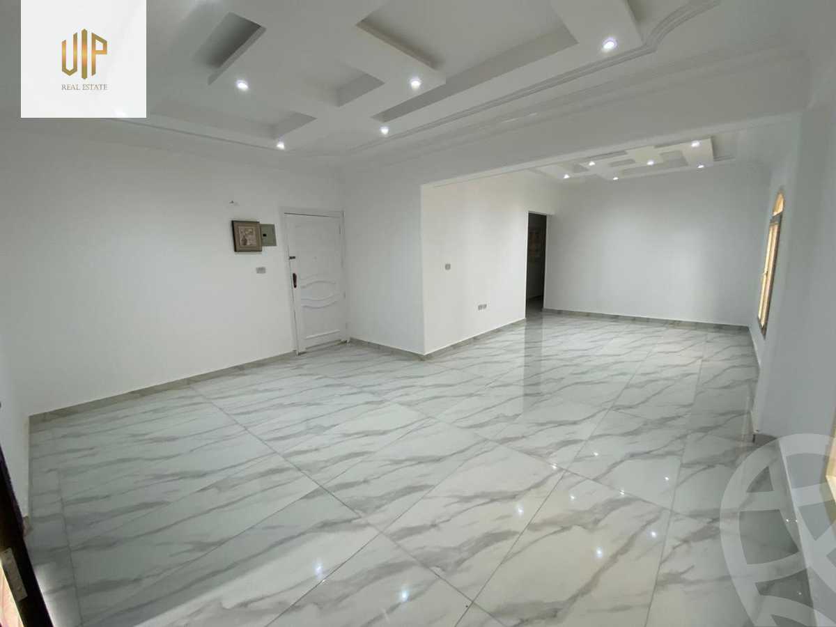 https://aqarmap.com.eg/ar/listing/6256014-for-sale-cairo-new-cairo-el-ahyaa-first-neighborhood-street-1