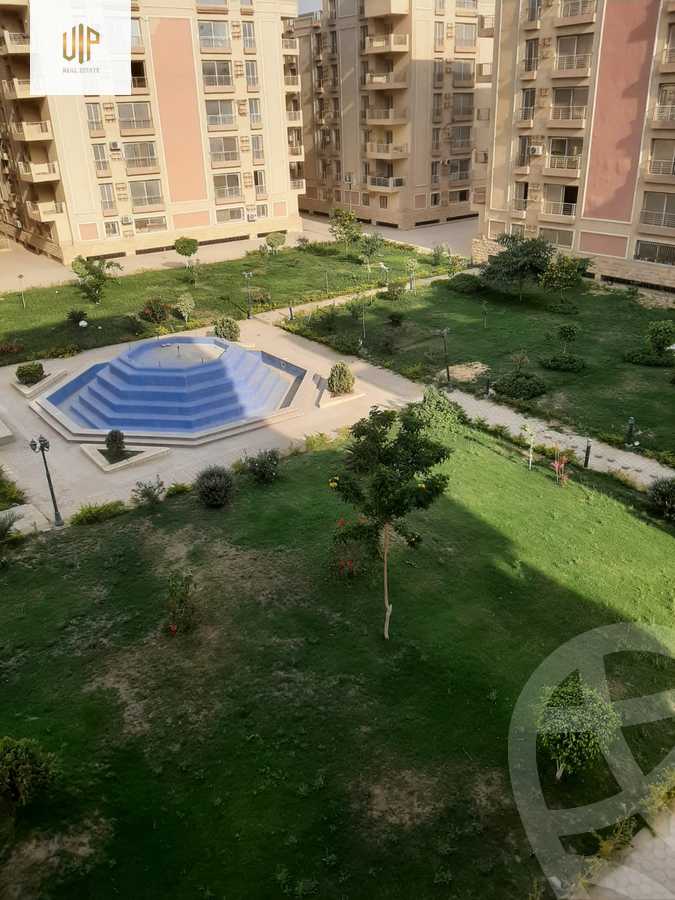 https://aqarmap.com.eg/ar/listing/6256027-for-sale-cairo-new-cairo-compounds-life-garden