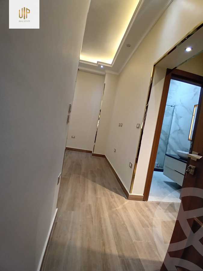 https://aqarmap.com.eg/ar/listing/6259333-for-sale-cairo-new-cairo-ganob-el-akadamiya-south-academy-o-el-sheikh-mostafa-ismael-st