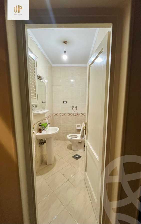 https://aqarmap.com.eg/ar/listing/6259836-for-sale-cairo-new-cairo-lrhb-city-phase-5-talaat-mostafa-st