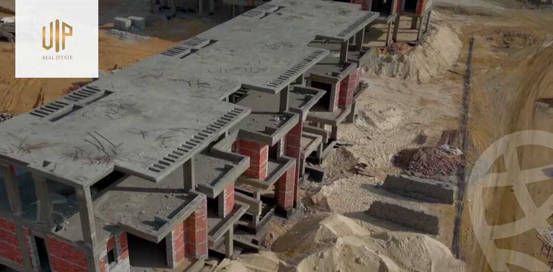 https://aqarmap.com.eg/ar/listing/6259854-for-sale-cairo-new-cairo-lmstqbl-syty-compounds-monark-compound-royal