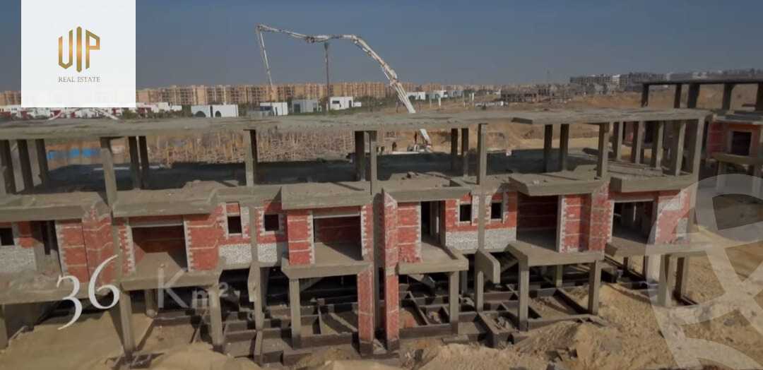 https://aqarmap.com.eg/ar/listing/6259854-for-sale-cairo-new-cairo-lmstqbl-syty-compounds-monark-compound-royal