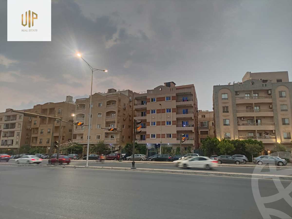 https://aqarmap.com.eg/ar/listing/6276834-for-sale-cairo-new-cairo-el-narges-el-narges-omarat-mohamed-sabry-abu-alam-st