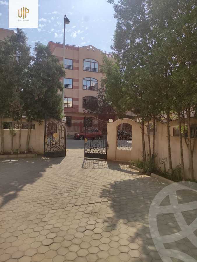 https://aqarmap.com.eg/ar/listing/6276842-for-sale-cairo-el-shorouk-lmntq-lrb-neighbourhood-3