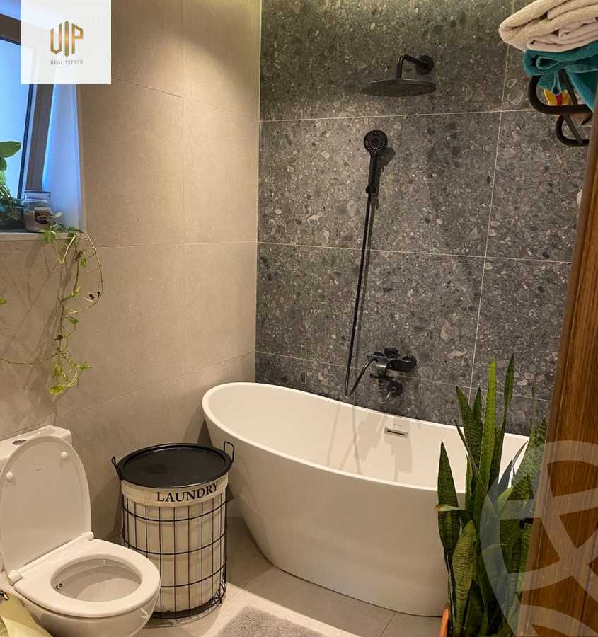 https://aqarmap.com.eg/ar/listing/6282738-for-sale-cairo-new-cairo-compounds-moon-valley-2