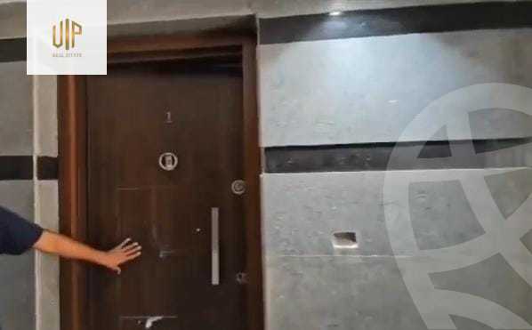 https://aqarmap.com.eg/ar/listing/6300620-for-sale-cairo-new-cairo-compounds-kmbwnd-lnyb-l-m