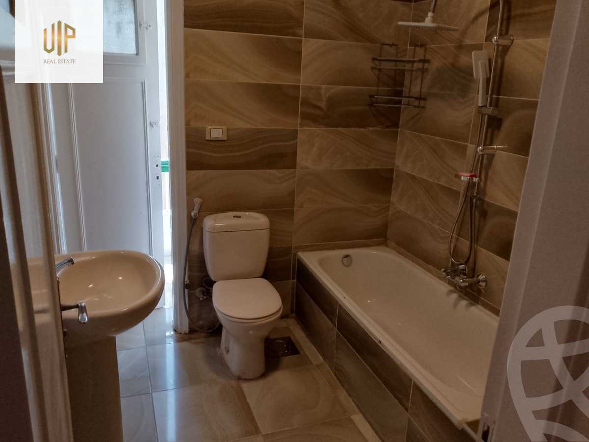 https://aqarmap.com.eg/ar/listing/6311861-for-sale-cairo-new-cairo-el-ahyaa-fifth-neighborhood-akhnaton-st