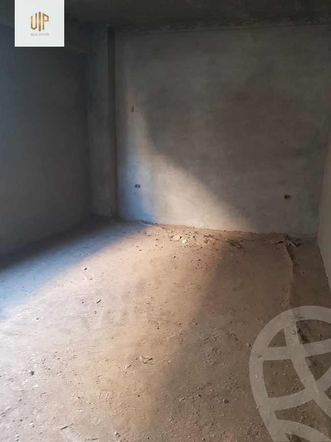 https://aqarmap.com.eg/en/listing/6313147-for-sale-cairo-new-cairo-compounds-nakhil-village
