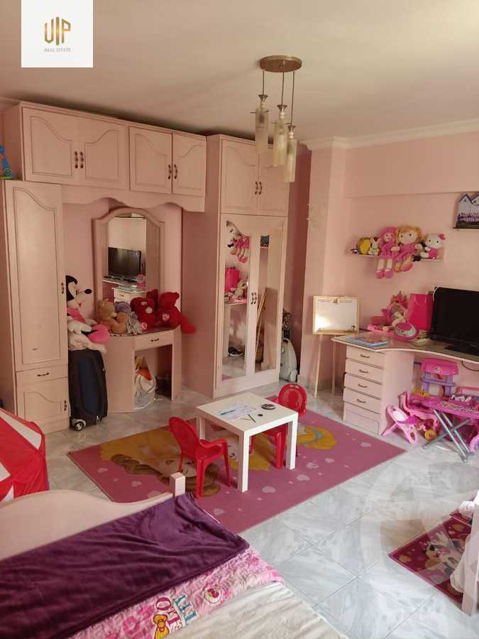 https://aqarmap.com.eg/en/listing/6325733-for-sale-cairo-new-cairo-compounds-el-ashrafia